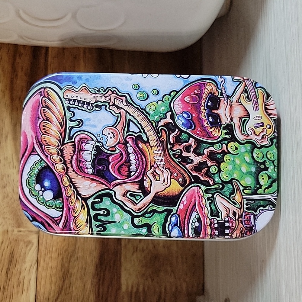 TRIPPY PSYCHADELIC HINGED TIN